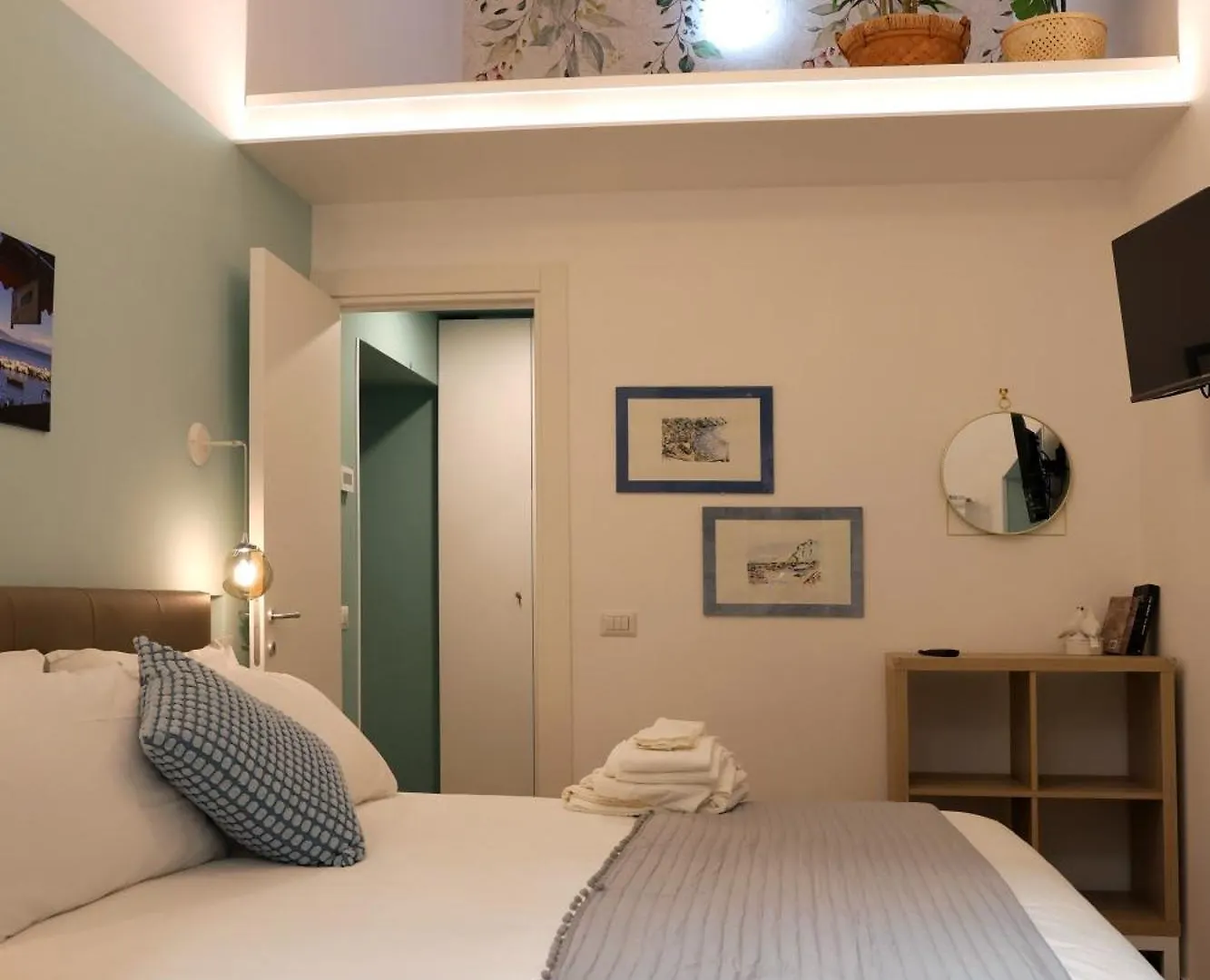 Scarlatti 8 Holiday Home Naples Apartment